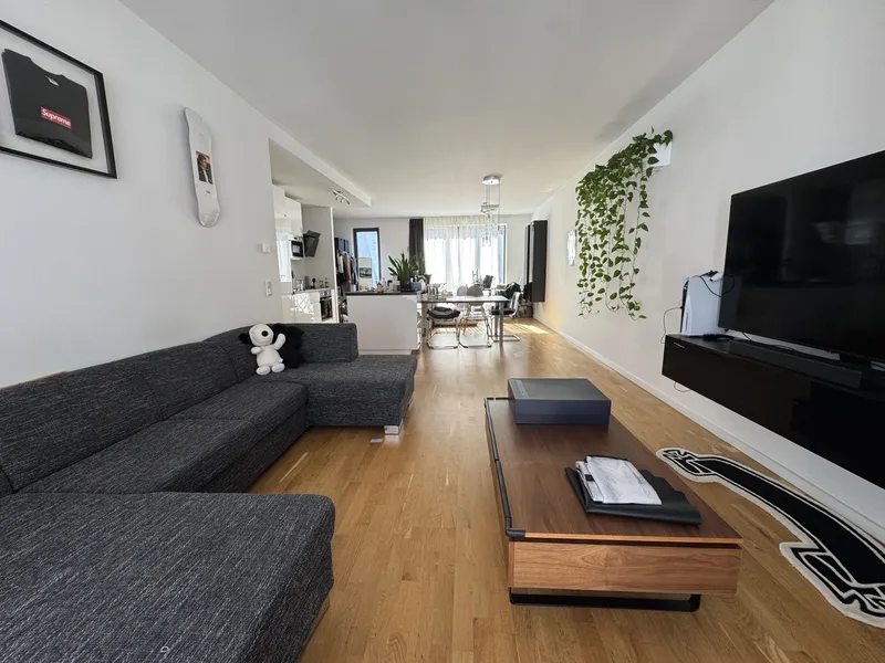 Helle, großräumige 2-Zimmer-Wohnung in Berlin-Lichtenberg — photo 1
